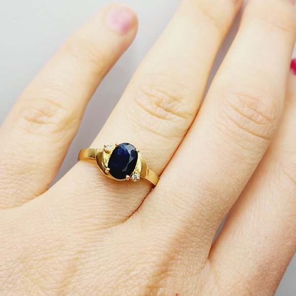 10K Yellow Gold Natural Blue Sapphire 8x6mm with Diamonds Ring - Picture 4 of 8